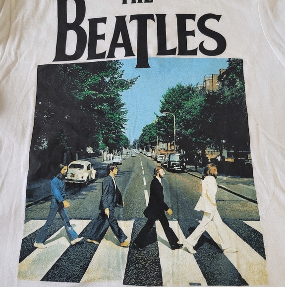 Garage Graphic Tee - Picture 2 of 4